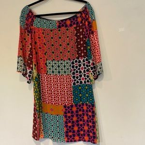 Trina Turk size 6 off shoulder dress